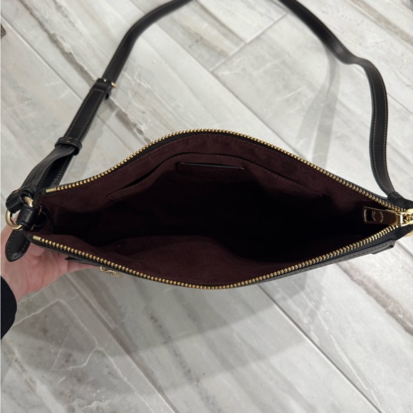 COACH Ivie Messenger Crossbody (F72839) - Picture 9 of 10